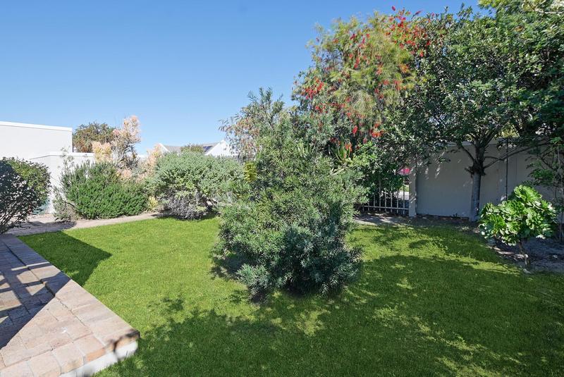 2 Bedroom Property for Sale in Sunningdale Western Cape